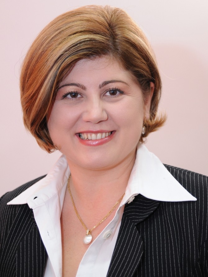 Liana Dumitrescu 