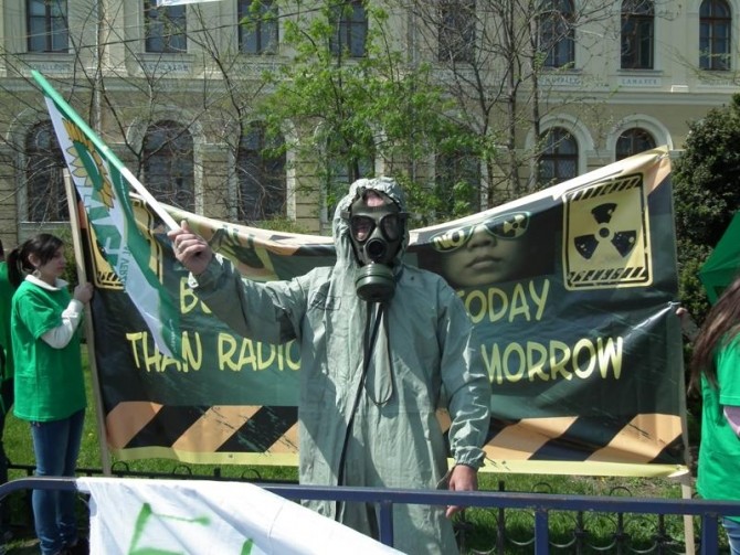 protest antinuclear