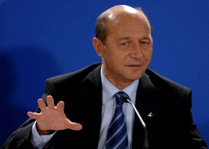 Traian_Basescu-31