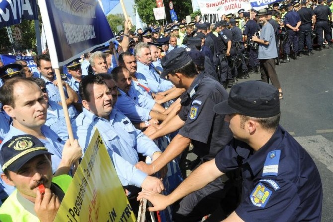 protest-politisti-cotroceni