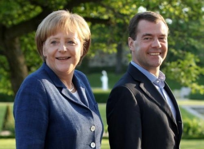 Angela Merkel si Dmitri Medvedev