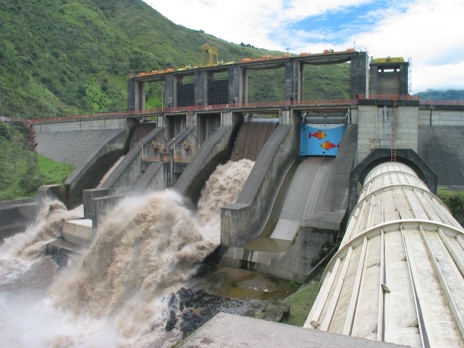 hidroelectrica_vanzare