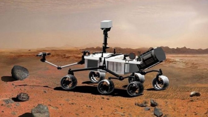 Robotul Curiosity  ajunge pe Marte