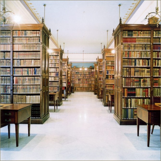 Biblioteca de la Real Academia de la Lengua, Madrid