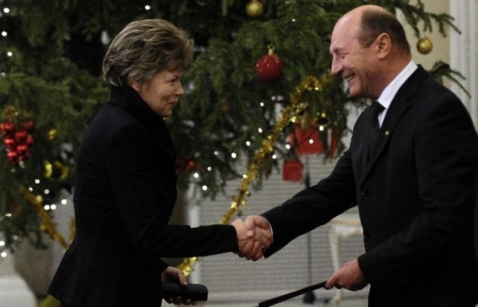 Basescu si Pivniceru dc