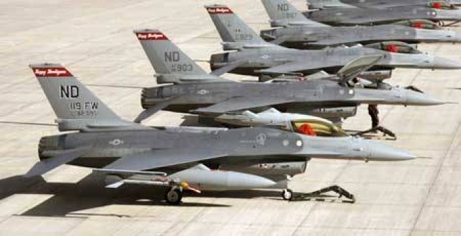 Avioane F16