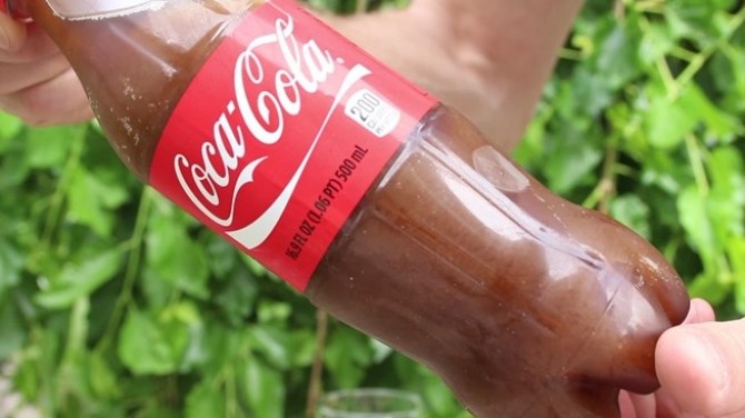 Coca Cola înghețată