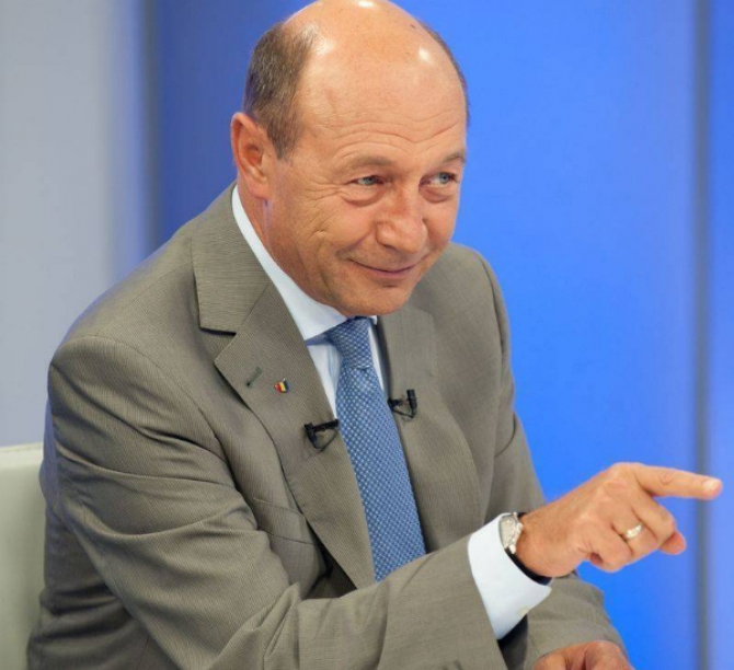 Basescu atacă Libertatea