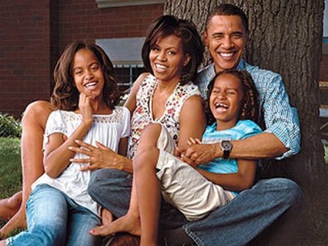 barack-obama-family-people-magazine-2008-august