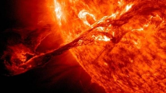 Eruptie-solara-prezentata-de-NASA--Video-