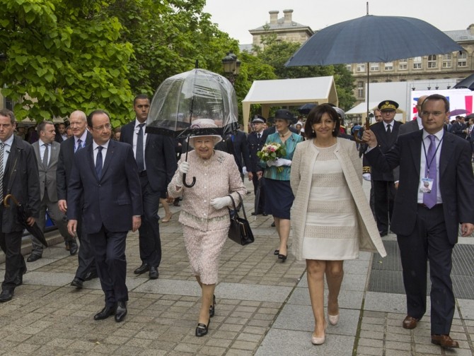 Regina Elisabeta a II-a la ceremoniile dedicate împlinii a 70 de ani de la debarcarea aliaților în Normandia