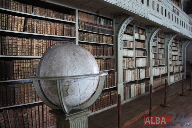Biblioteca Batthyaneum din Alba Iulia