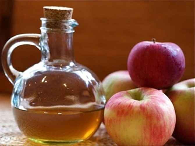 Bea oţet de mere înainte de culcare! Are efecte incredibile!