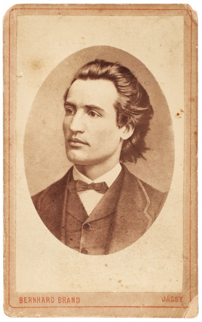 Portretul poetului la 19 ani, fotografie rară de Bernhard Brandt