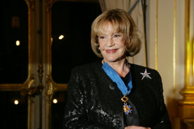 Jeanne-Moreau la primirea medaliei    Ordinul National de Merit