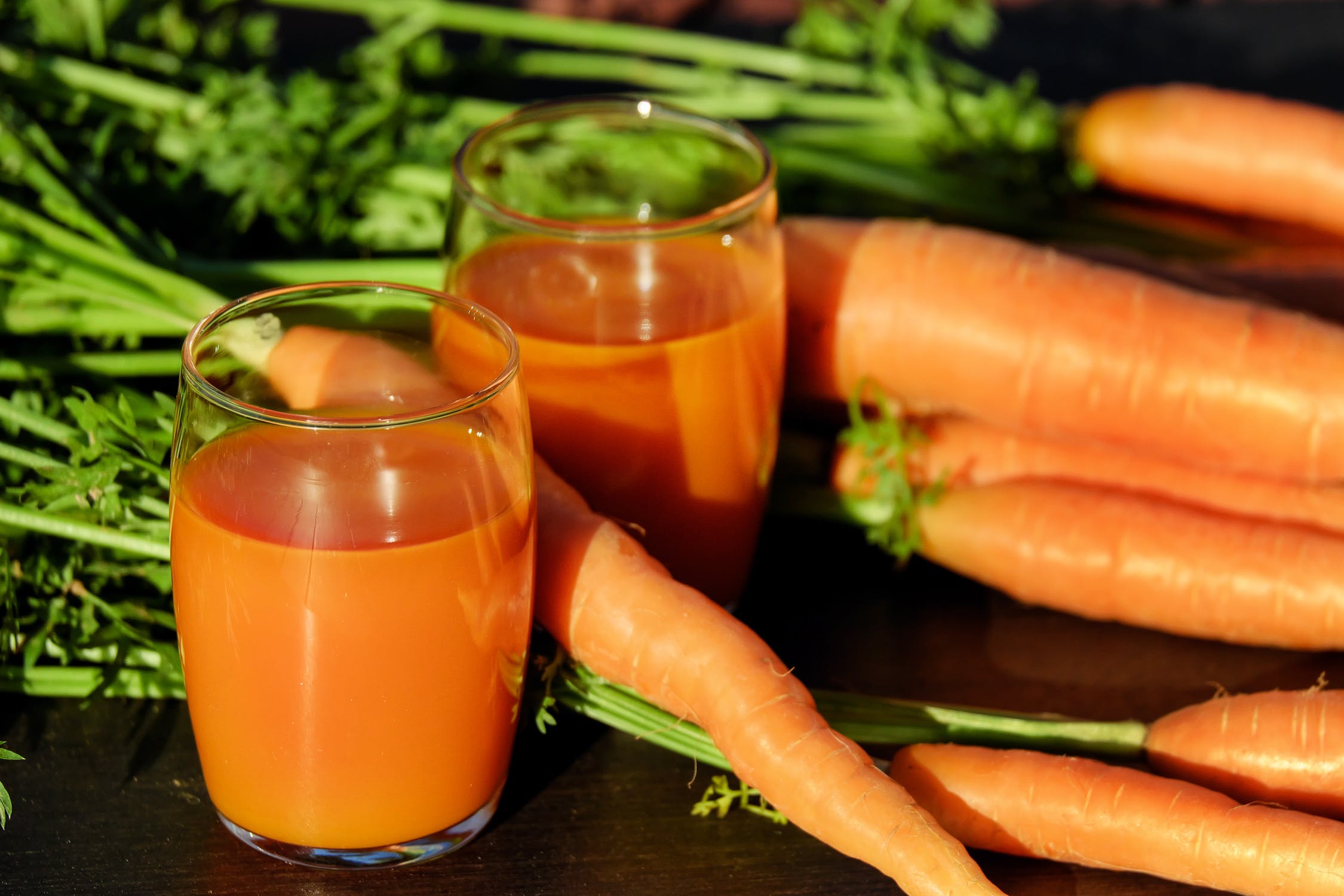 Slăbește cu suc de morcovi și portocale - Doza de Sănătate