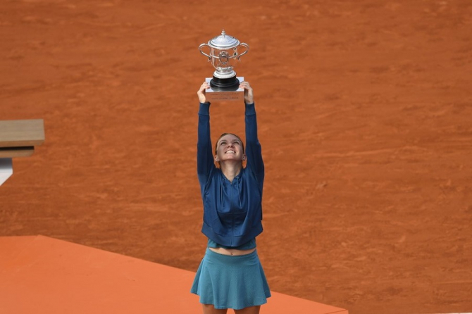 Cine va ridica trofeul Roland Garros după Simona Halep - analiză. foto: @rolandgarros - Twitter