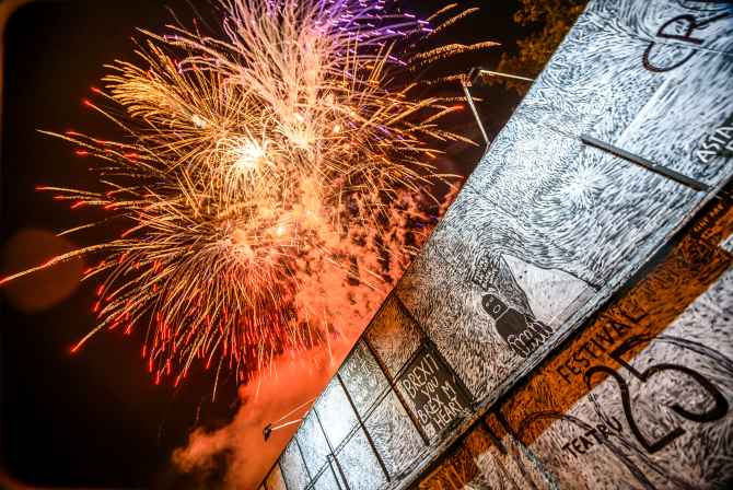 Arhivă 2018: FOTO: Artificii inchidere / Paul-Baila