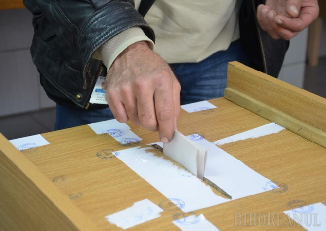 A crescut numărul românilor înscriși în Registrul electoral 
