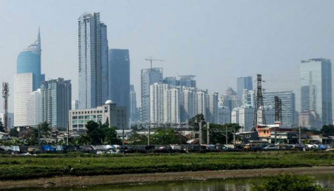 Jakarta, risc crescut de inundaţii,  de supraaglomerare şi poluare