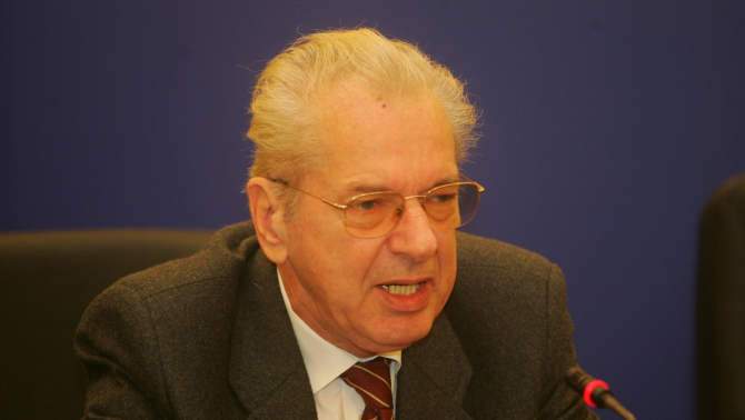 Lucian Bolcaș