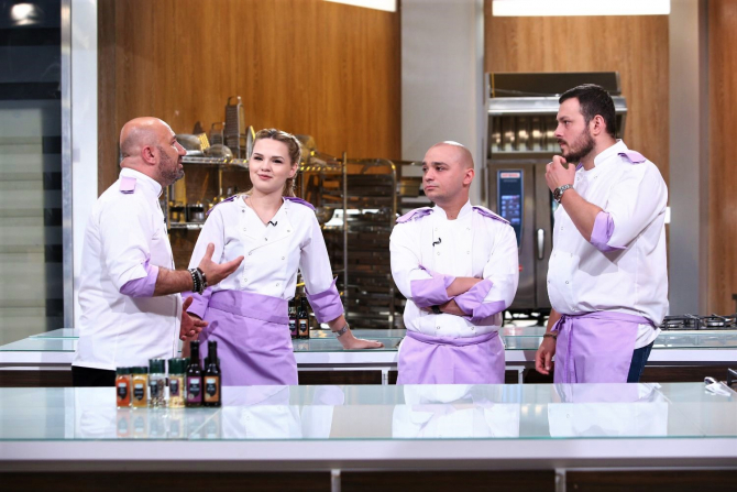 Chefi la cuțite. Foto: Antena 1