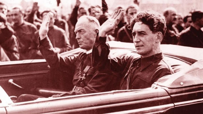 Mareșalul Ion Antonescu, alături de Horia Sima, conducătorul Mișcării Legionare