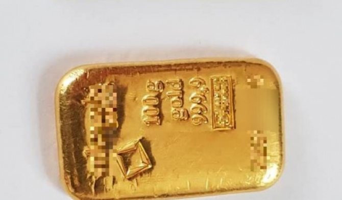 Lingou de aur furat, descoperit de polițiști