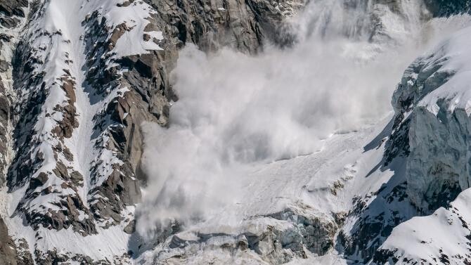 Risc de avalanșă în Munții Făgăraș și Bucegi. Foto cu caracter ilustrativ. Sursa: Pixabay.com.