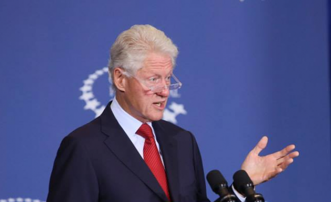 Bill Clinton, tratament pentru o infecţie care nu are legătură cu Covid