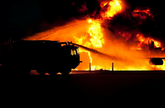Patru locuințe cuprinse de flăcări, la Botoșani, într-o singură zi / Imagine de David Mark de la Pixabay 