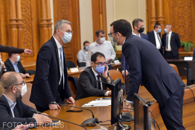Stelian Ion, ministrul Justiţiei, a fost criticat dur de analistul Cozmin Guşă