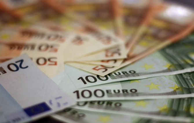 Uniunea Europeană vrea consolidarea sistemului financiar şi intensificarea rolului euro pe plan global / Foto Pexels