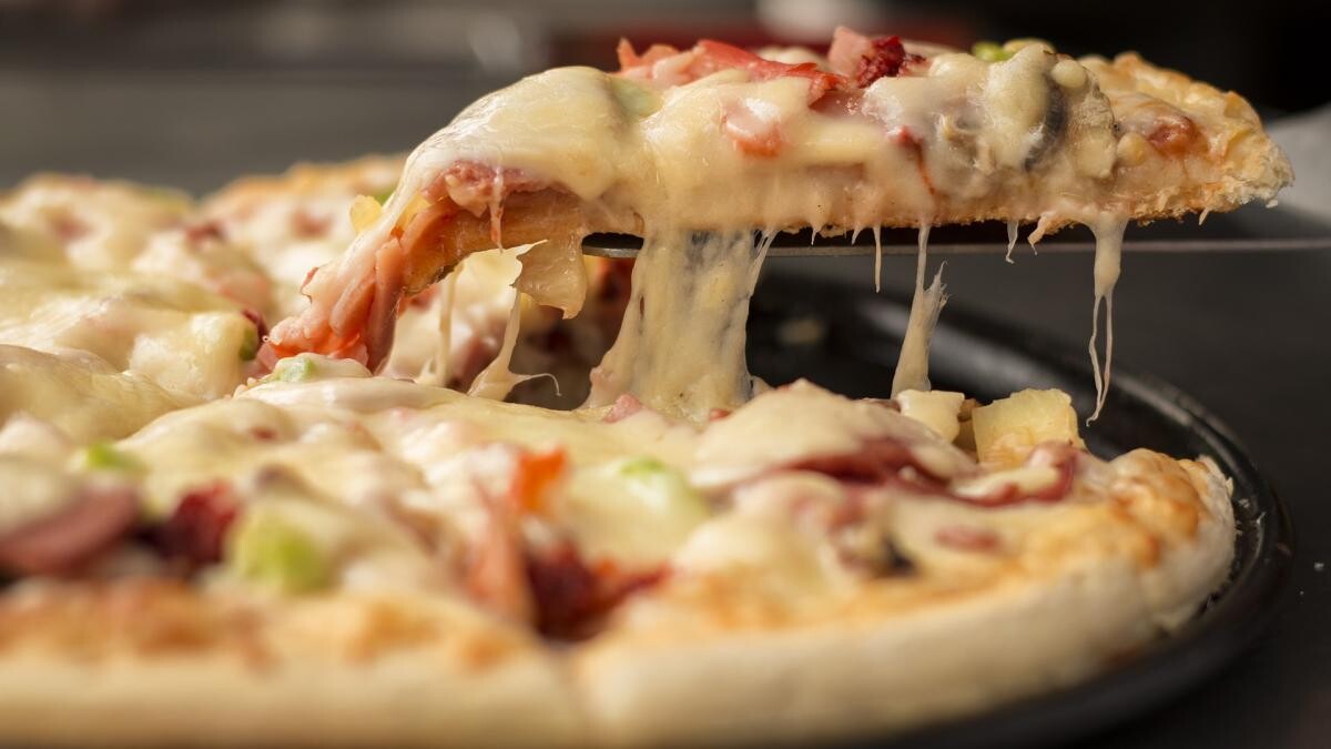Judgment Feat echo Pizza rapidă la tigaie. Rețeta ușoară, gata în 15 minute | DCNews