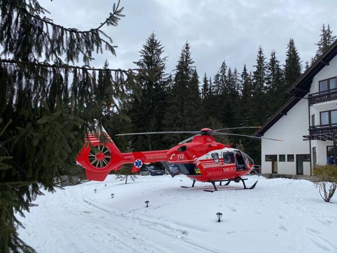 Elicopterul SMURD a transportat victima la un spital din Cluj. Foto: ISU Bistrița-Năsăud.
