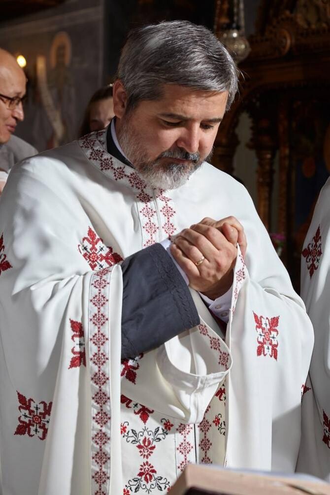 Preotul Vasile Ioana și ziua îndrăgostiților