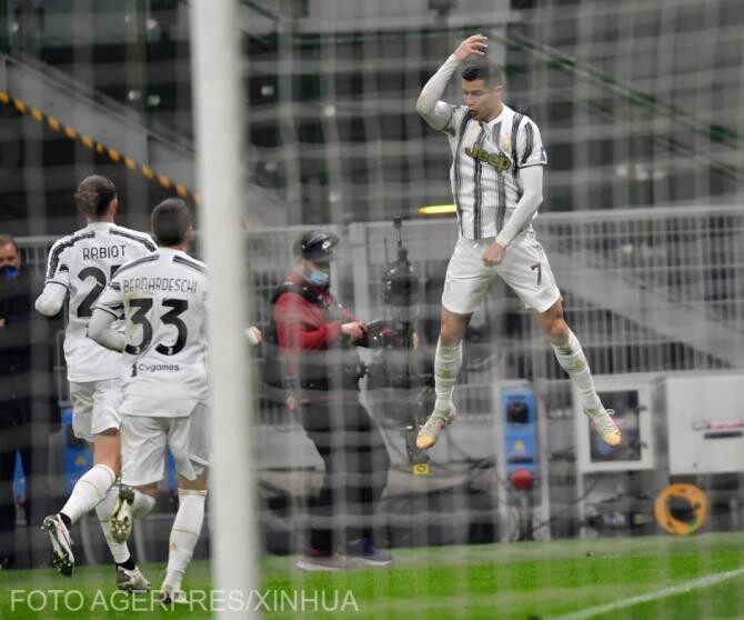 Dubla lui Ronaldo, decisivă în Juventus - Crotone. Starul portughez a fost one man show - video