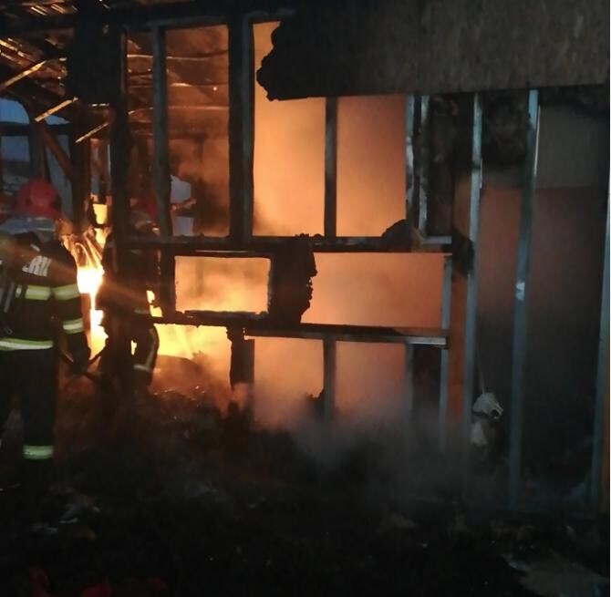 Pompierii din Mureș au intervenit de urgență. Foto: ISU