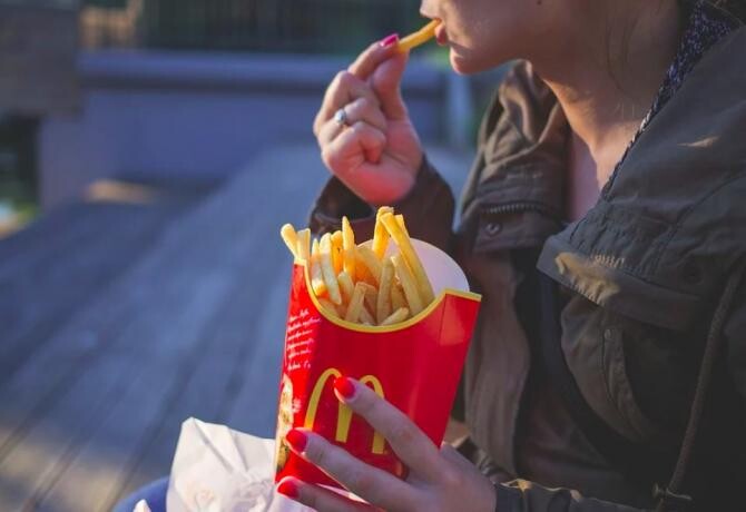 McDonald's promite jumătate femei, jumătate bărbați în pozițiile de conducere