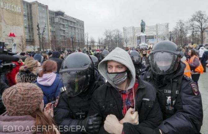 Moscova, PROTEST neautorizat pentru susținerea lui Navalnîi / VIDEO