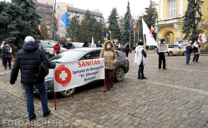 Sindicaliştii Sanitas, nou protest în fața Guvernului Cîțu