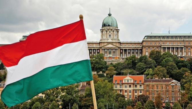 Ungaria întoarce spatele UE. A recepționat primele 40.000 de doze din vaccinul Sputnik V
