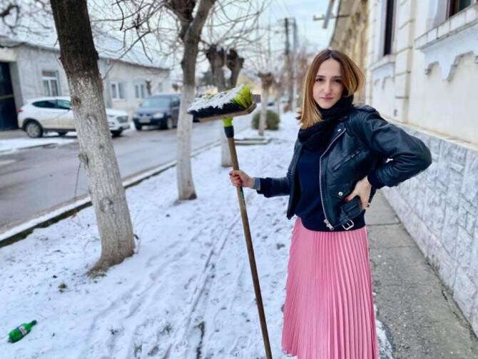 Ana Munteanu, sancţionată de consilierii locali cu tăierea indemnizaţiei pe două luni după descinderea cu jandarmi la un restaurant din Timișoara