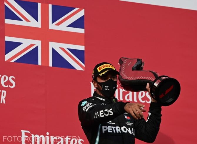 F1 - MP al Bahrainului. Lewis Hamilton a câştigat prima cursă a sezonului din Campionatul Mondial 