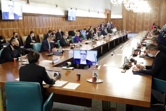 Florin Cîțu a numit secretari de stat la Afaceri Interne, Dezvoltare şi Proiecte Europene