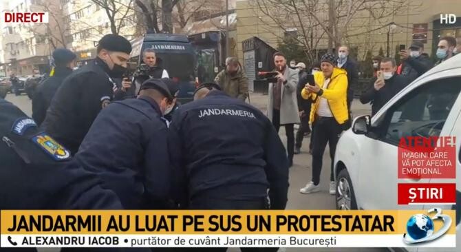 Incident în Piața Universității la protest. Alexandru Iacob explică intervenția jandarmilor / Captură foto Antena 3
