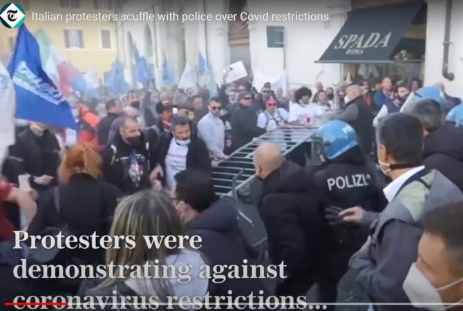 Proteste violente în faţa parlamentului de la Roma împotriva restricţiilor antiepidemice / Captură Video The Telegraph