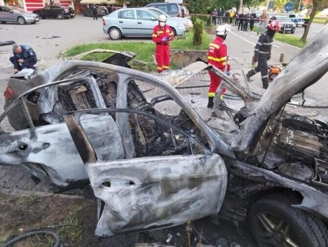 Explozia mașinii de la Arad. Sursă foto: ISU Arad