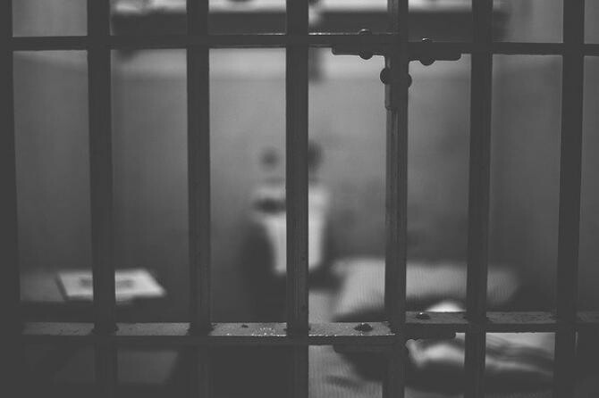foto pixabay ilustrativ/ Deținuții din Aiud au distrus camerele de detenție cu obiectele interzise