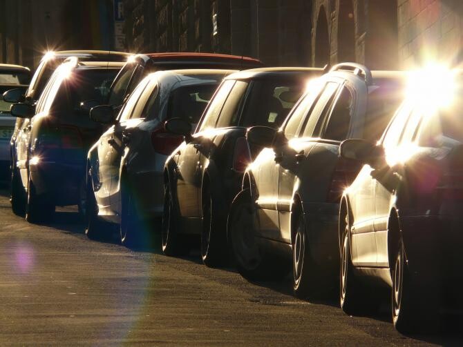 Mașinile parcate neregulamentar vor fi ridicate în Sectorul 1. Tarifele de recuperare